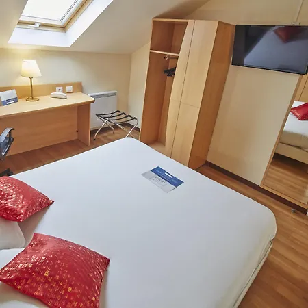 Kyriad Szálloda Cambrai