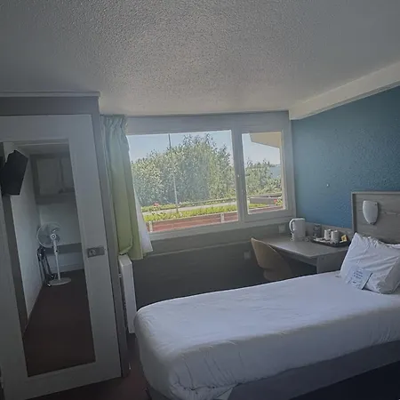 Kyriad Hotel
